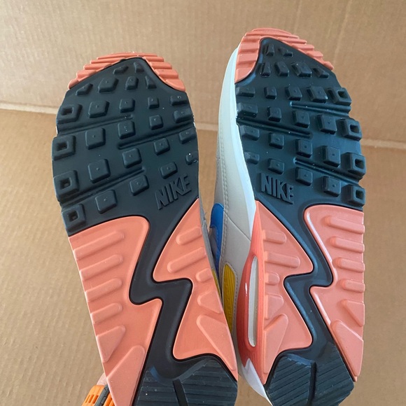 Nike Women's Air Max 90 | 'Spring Colors' | US 8.5 - Picture 7 of 12